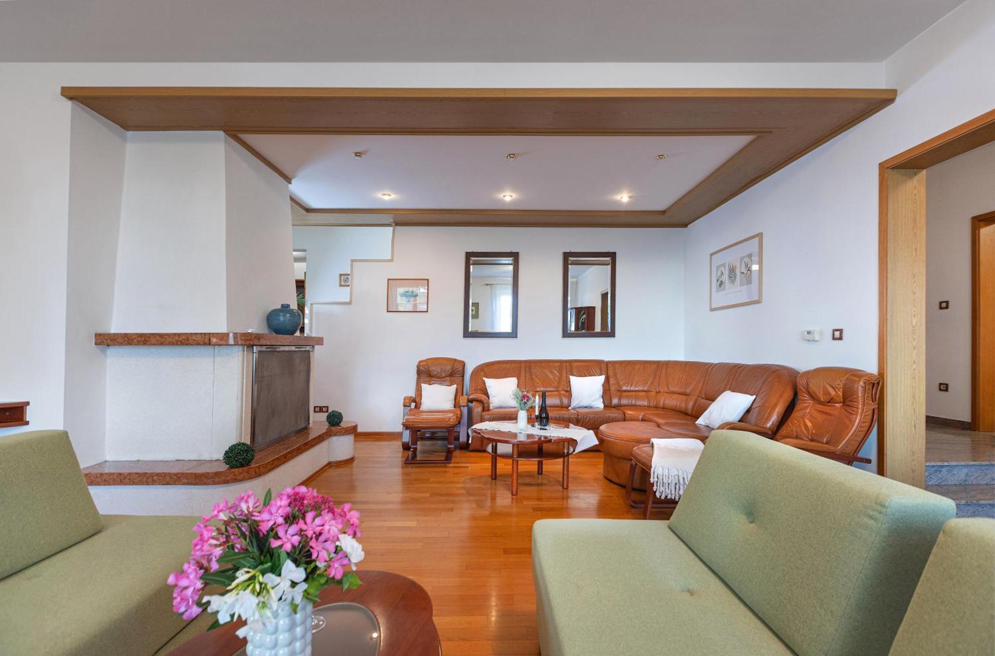 Апартаменты House Olive Garden Струньян Экстерьер фото